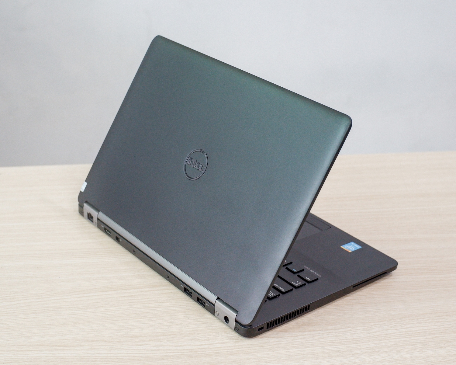 laptop xách tay dell latitude 7470 giá rẻ